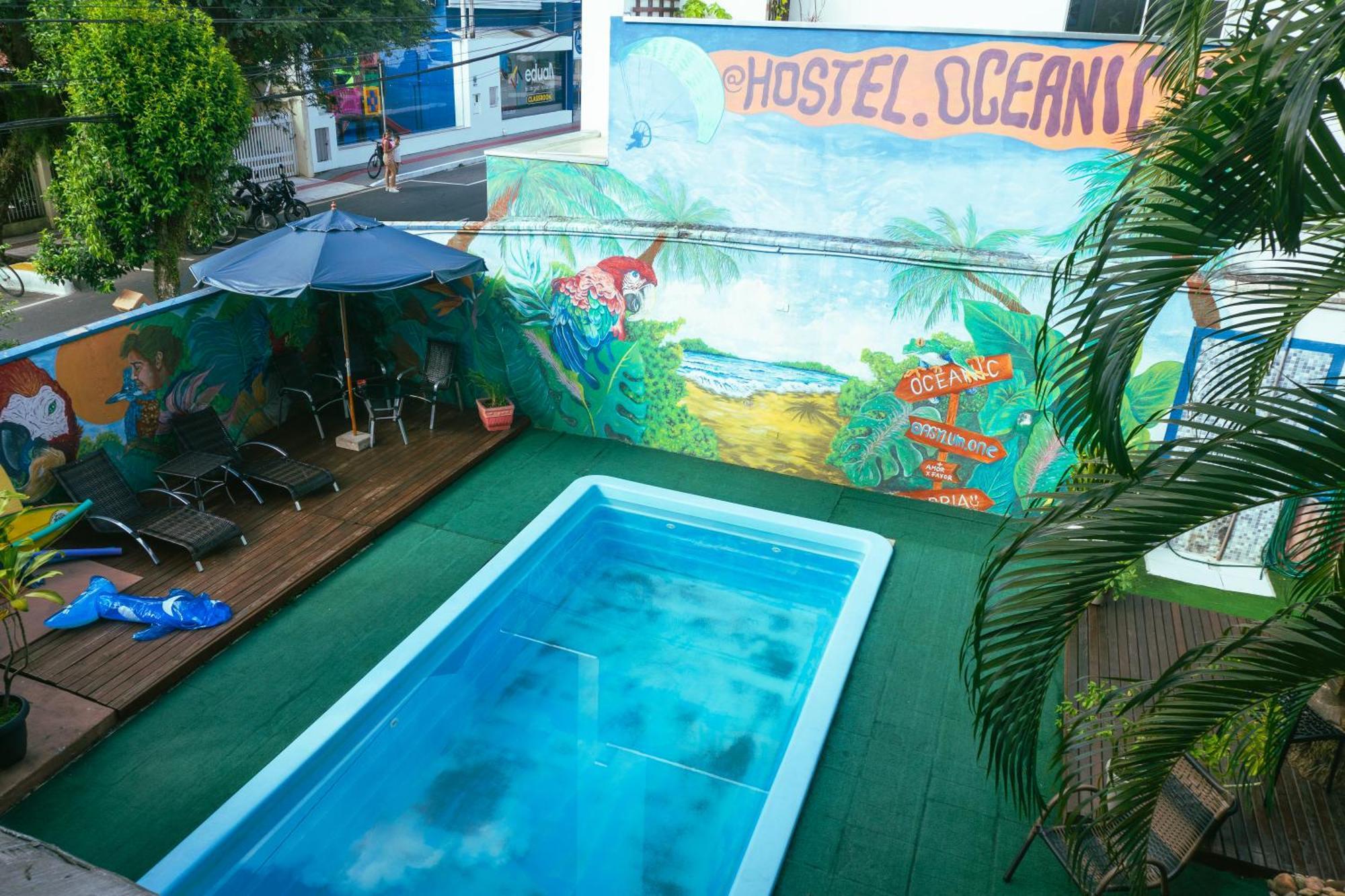 Oceanic Hostel *