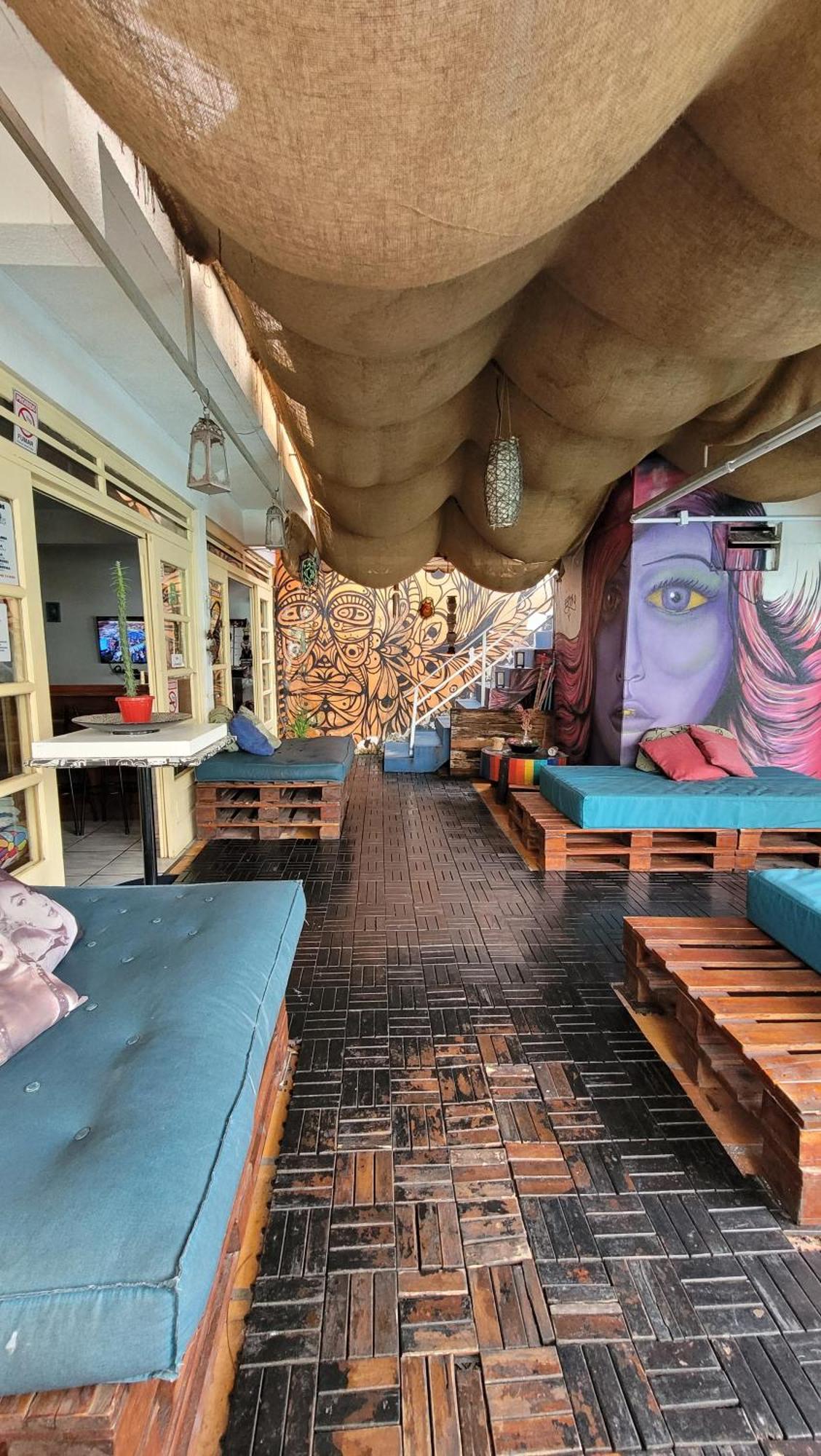 Hostel Oceanic